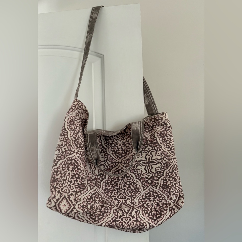 Banana Republic Tote
